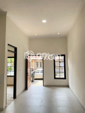 KESEMPATAN TERBAIK! Rumah di Lippo Karawaci, 3 KT, Ready, Luas 90m² Bangunan 120m² KESEMPATAN TERBAIK! Rumah di Lippo Karawaci, 3 KT, Ready, Luas 90m² Bangunan 120m²