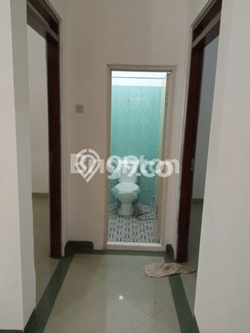 Disewakan! Rumah 2 Kamar Tidur &
2 Kamar Mandi di Lippo Karawaci, Tangerang Disewakan! Rumah 2 Kamar Tidur &
2 Kamar Mandi di Lippo Karawaci, Tangerang