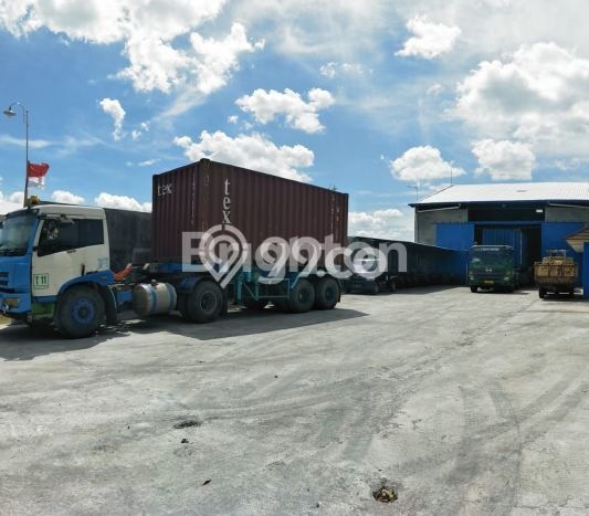Lokasi Strategis! Dijual Gudang Bisnis di Grogol, Solo Kondisi Bagus Lokasi Strategis! Dijual Gudang Bisnis di Grogol, Solo Kondisi Bagus