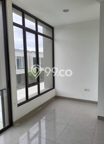 For Sale Hunian Rumah Terawat 2 KT di Pantai Indah Kapuk 2, Jakarta Utara For Sale Hunian Rumah Terawat 2 KT di Pantai Indah Kapuk 2, Jakarta Utara