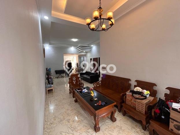 Rumah Modern 3 Kamar LT 160m2 di Taman Royal Rumah Modern 3 Kamar LT 160m2 di Taman Royal