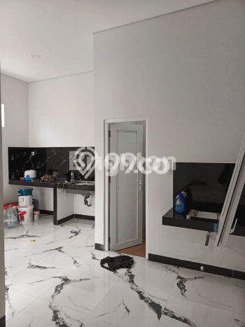 Hunian Mewah LB 148m2 Siap Huni Desain Elegan di Duri Kosambi, Jakarta Barat Hunian Mewah LB 148m2 Siap Huni Desain Elegan di Duri Kosambi, Jakarta Barat