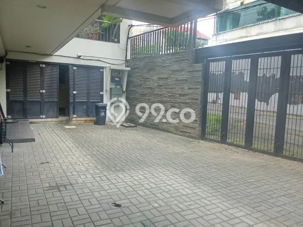 Komersial Disewakan di Kawasan Ramai Kebayoran Baru, Jakarta Selatan Komersial Disewakan di Kawasan Ramai Kebayoran Baru, Jakarta Selatan