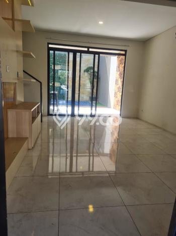 For Sale! Luxury House LT 136m2 Desain Elegan di Kota Baru Parahyangan For Sale! Luxury House LT 136m2 Desain Elegan di Kota Baru Parahyangan