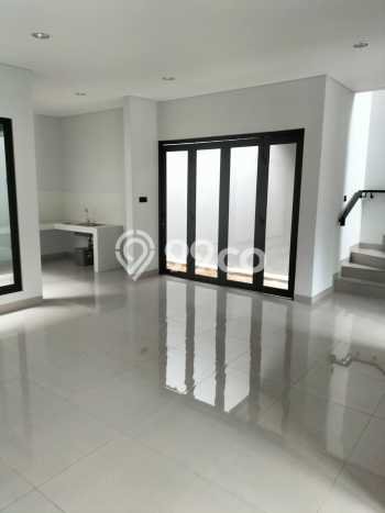 Disewakan Rumah Harga Terjangkau di Summarecon Bandung Bandung Punya 3 Kamar Tidur Disewakan Rumah Harga Terjangkau di Summarecon Bandung Bandung Punya 3 Kamar Tidur