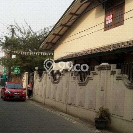 Lokasi terbaik! Rumah siap huni dikontrakkan di Tangerang LB 388m2 Lokasi terbaik! Rumah siap huni dikontrakkan di Tangerang LB 388m2