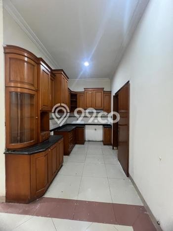 Jual Rumah Mewah Megah Dengan View Eksklusif di Tomang, Jakarta Barat Jual Rumah Mewah Megah Dengan View Eksklusif di Tomang, Jakarta Barat