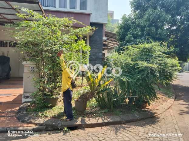 For Sale! Luxury House LT 250m2 Desain Elegan di Gading Serpong Pondok Hijau Golf For Sale! Luxury House LT 250m2 Desain Elegan di Gading Serpong Pondok Hijau Golf