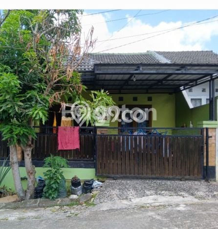 Rumah Premium LT 120m² / LB 100m² di Kompleks Perumahan Balikpapan Selatan, Balikpapan Rumah Premium LT 120m² / LB 100m² di Kompleks Perumahan Balikpapan Selatan, Balikpapan