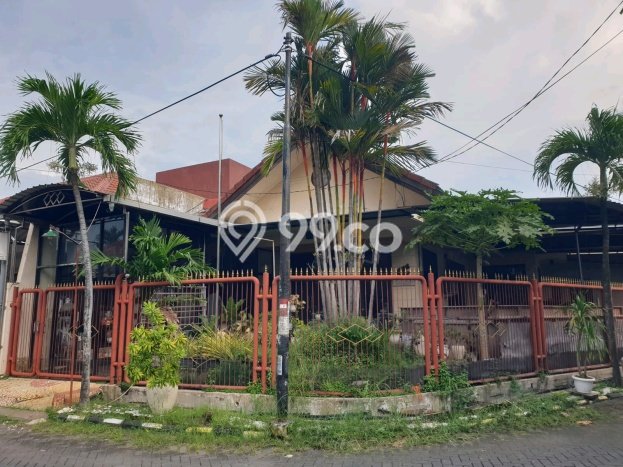 Jual Rumah Luas Elegan Dengan View Eksklusif di Raya Darmo, Surabaya Jual Rumah Luas Elegan Dengan View Eksklusif di Raya Darmo, Surabaya