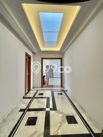 Ready to Use! Premium House LT 1080m2 Desain Modern di Pondok Indah Ready to Use! Premium House LT 1080m2 Desain Modern di Pondok Indah