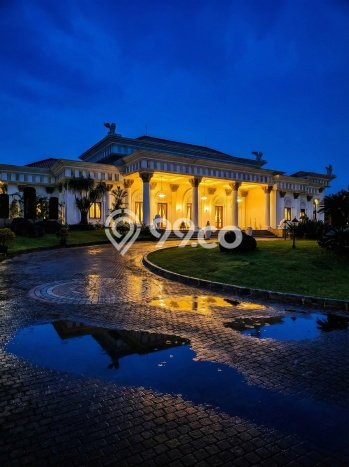 Rumah Elit Modern Tanpa Renovasi di Sentul City Bogor Rumah Elit Modern Tanpa Renovasi di Sentul City Bogor