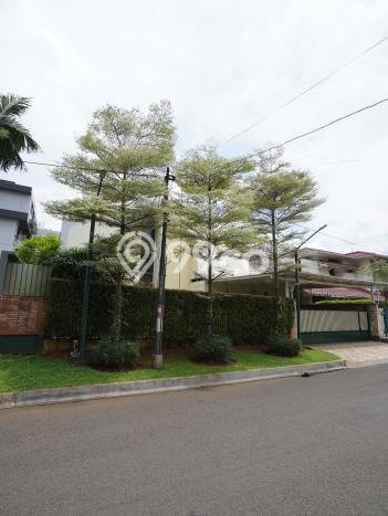 Hunian Mewah LB 430m2 Siap Pakai Desain Elegan di Pondok Indah, Jakarta Selatan Hunian Mewah LB 430m2 Siap Pakai Desain Elegan di Pondok Indah, Jakarta Selatan