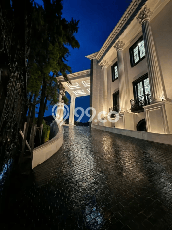 Jual Rumah Luas Megah Dengan View Eksklusif di Pondok Indah, Jakarta Selatan Jual Rumah Luas Megah Dengan View Eksklusif di Pondok Indah, Jakarta Selatan