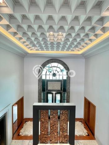 Ready to Use! Premium House LT 1080m2 Desain Modern di Pondok Indah Ready to Use! Premium House LT 1080m2 Desain Modern di Pondok Indah