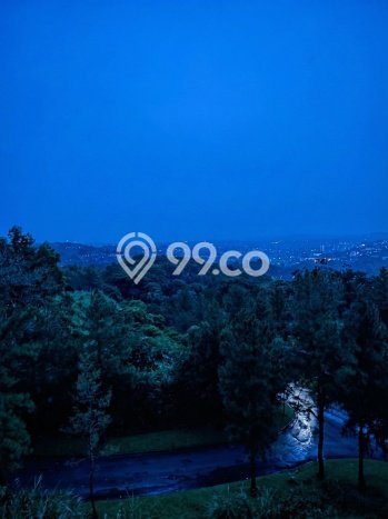 Rumah Elit Modern Tanpa Renovasi di Sentul City Bogor Rumah Elit Modern Tanpa Renovasi di Sentul City Bogor