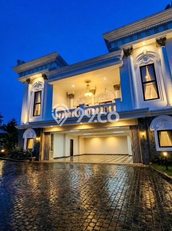 Rumah Elit Modern Tanpa Renovasi di Sentul City Bogor Rumah Elit Modern Tanpa Renovasi di Sentul City Bogor