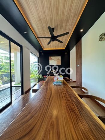 Dijual Rumah Mewah Elegan Dengan View Cantik di Cinere, Jakarta Selatan Dijual Rumah Mewah Elegan Dengan View Cantik di Cinere, Jakarta Selatan