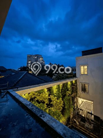 Jual Rumah Luas Megah Dengan View Eksklusif di Pondok Indah, Jakarta Selatan Jual Rumah Luas Megah Dengan View Eksklusif di Pondok Indah, Jakarta Selatan