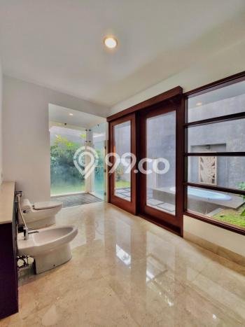 Hunian Mewah Dijual LT 1923m2 di Cilandak, Jakarta Selatan Hunian Mewah Dijual LT 1923m2 di Cilandak, Jakarta Selatan