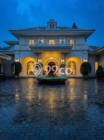 Dijual Rumah Luas Megah Dengan View Cantik di Pondok Indah, Jakarta Selatan Dijual Rumah Luas Megah Dengan View Cantik di Pondok Indah, Jakarta Selatan
