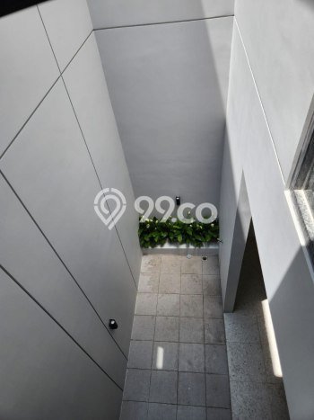 Jual Rumah Eksklusif 5 KT di Surabaya Kota, Surabaya Jual Rumah Eksklusif 5 KT di Surabaya Kota, Surabaya
