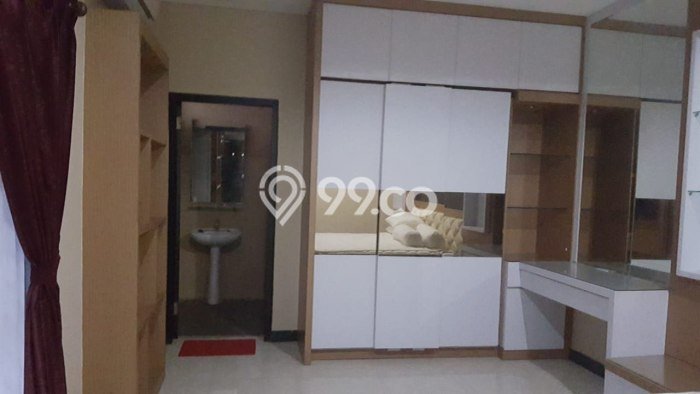 Dijual Rumah Premium dengan Fasilitas Sekitar Komplit di Tenggilis Mejoyo, Surabaya Dijual Rumah Premium dengan Fasilitas Sekitar Komplit di Tenggilis Mejoyo, Surabaya
