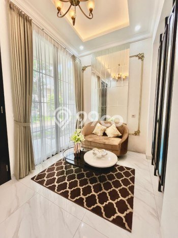 Rumah Siap Pakai area Citraland, Surabaya, Luas 302m2m² LB 450m2m² Rumah Siap Pakai area Citraland, Surabaya, Luas 302m2m² LB 450m2m²