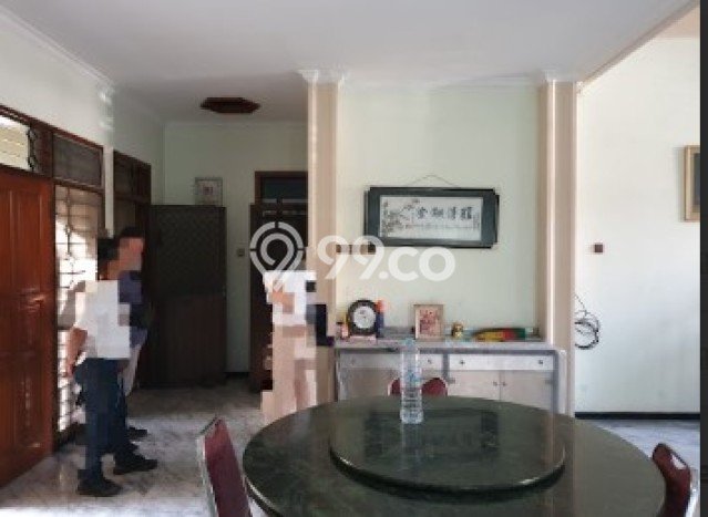 Rumah di Dukuh Pakis, 4 KM, Akses Mudah Fasilitas Umum, LT 624m2m² Bangunan 492m2m² Rumah di Dukuh Pakis, 4 KM, Akses Mudah Fasilitas Umum, LT 624m2m² Bangunan 492m2m²