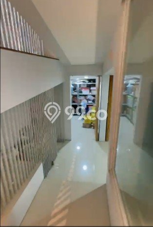 Rumah Berkualitas Citraland, Surabaya, LT 195m2m² LB 320m2m² Rumah Berkualitas Citraland, Surabaya, LT 195m2m² LB 320m2m²