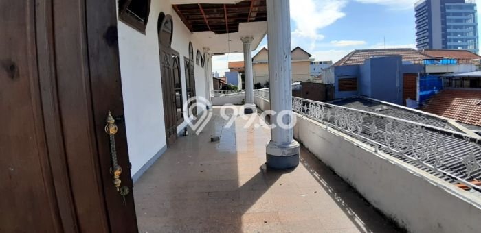 Rumah Eksklusif Siap Huni LT 960m2 di Gubeng, Surabaya Rumah Eksklusif Siap Huni LT 960m2 di Gubeng, Surabaya