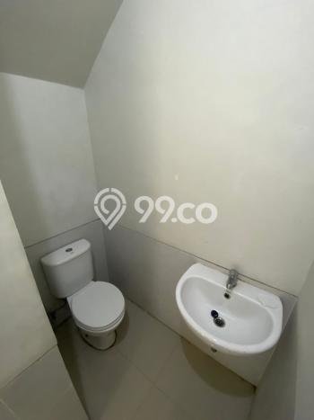 Dijual Rumah Strategis Bagus Punya 3 KT di Wiyung Surabaya SHM Dijual Rumah Strategis Bagus Punya 3 KT di Wiyung Surabaya SHM