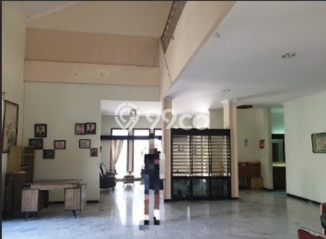 Rumah di Dukuh Pakis, 4 KM, Akses Mudah Fasilitas Umum, LT 624m2m² Bangunan 492m2m² Rumah di Dukuh Pakis, 4 KM, Akses Mudah Fasilitas Umum, LT 624m2m² Bangunan 492m2m²