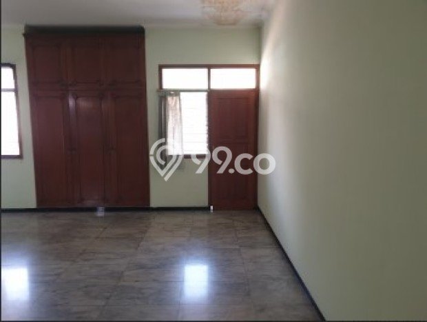 Rumah di Dukuh Pakis, 4 KM, Akses Mudah Fasilitas Umum, LT 624m2m² Bangunan 492m2m² Rumah di Dukuh Pakis, 4 KM, Akses Mudah Fasilitas Umum, LT 624m2m² Bangunan 492m2m²