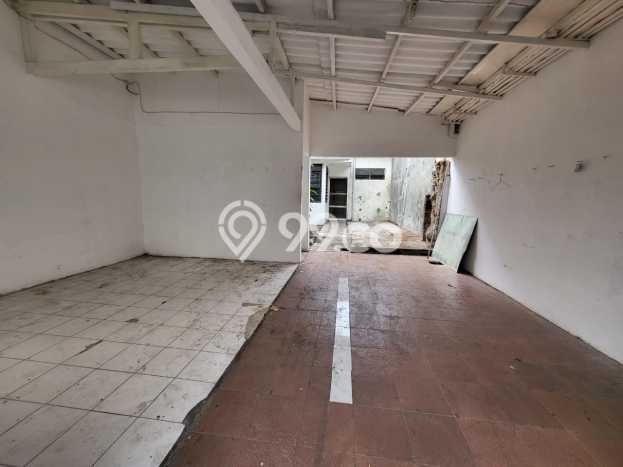 Rumah Mewah Siap Huni LT 360m2 di Tambaksari, Surabaya Rumah Mewah Siap Huni LT 360m2 di Tambaksari, Surabaya