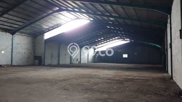 Gudang Kawasan Sukodono, Luas 6e+07m2m², Kawasan Bisnis, Ramai Gudang Kawasan Sukodono, Luas 6e+07m2m², Kawasan Bisnis, Ramai