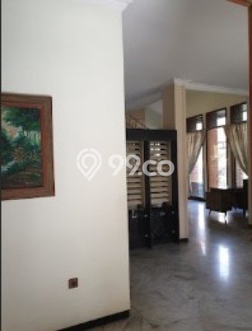 Rumah di Dukuh Pakis, 4 KM, Akses Mudah Fasilitas Umum, LT 624m2m² Bangunan 492m2m² Rumah di Dukuh Pakis, 4 KM, Akses Mudah Fasilitas Umum, LT 624m2m² Bangunan 492m2m²