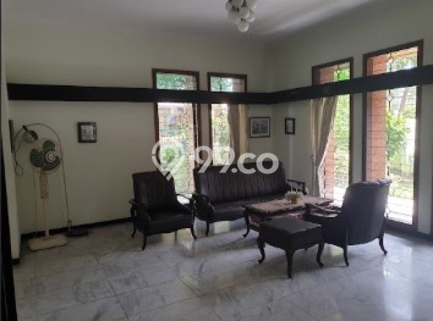 Rumah di Dukuh Pakis, 4 KM, Akses Mudah Fasilitas Umum, LT 624m2m² Bangunan 492m2m² Rumah di Dukuh Pakis, 4 KM, Akses Mudah Fasilitas Umum, LT 624m2m² Bangunan 492m2m²