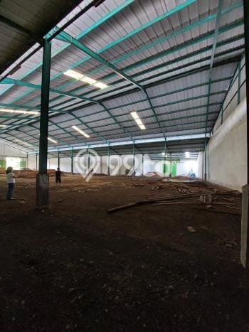 LOKASI STRATEGIS! Gudang di Waru, Luas 1500m2m², Area Bisnis LOKASI STRATEGIS! Gudang di Waru, Luas 1500m2m², Area Bisnis