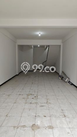 Dijual! Ruko di Sukomanunggal Surabaya LT 75m2 / LB 225m2 Kawasan Strategis Dijual! Ruko di Sukomanunggal Surabaya LT 75m2 / LB 225m2 Kawasan Strategis