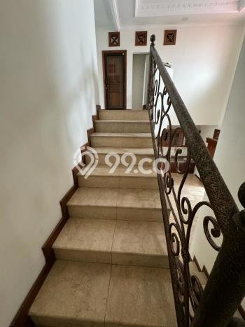 Rumah Eksklusif Siap Huni LT 210m2 di Kenjeran, Surabaya Rumah Eksklusif Siap Huni LT 210m2 di Kenjeran, Surabaya