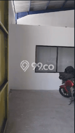 For Rent Gudang Strategis di Wadungasri, Luas 945m2m², Lokasi Berkembang For Rent Gudang Strategis di Wadungasri, Luas 945m2m², Lokasi Berkembang