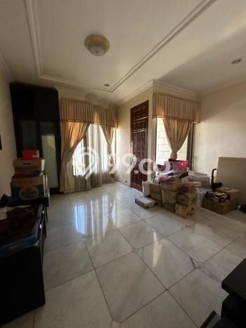 Hunian Elit LB 450m2 Siap Huni Desain Elegan di Dharma Husada, Surabaya Hunian Elit LB 450m2 Siap Huni Desain Elegan di Dharma Husada, Surabaya