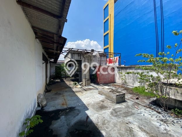 Ruko untuk Disewa di Pusat Surabaya Luas Bangunan 450m2 Ruko untuk Disewa di Pusat Surabaya Luas Bangunan 450m2