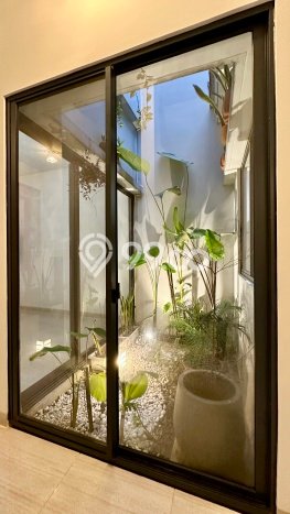 Jual Rumah Mewah Megah Dengan View Eksklusif di Bukit Sentul, Bogor Jual Rumah Mewah Megah Dengan View Eksklusif di Bukit Sentul, Bogor