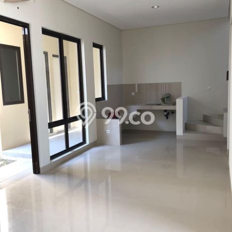 Rumah Luas Asri 4 KT Siap Pakai di Sentul Bogor Rumah Luas Asri 4 KT Siap Pakai di Sentul Bogor