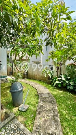 Rumah Modern 3 KT LT 200m2 di Sentul City Rumah Modern 3 KT LT 200m2 di Sentul City