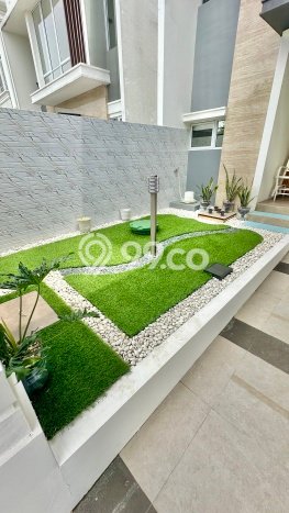 Dijual Rumah Mewah Megah Dengan View Eksklusif di Sentul, Bogor Dijual Rumah Mewah Megah Dengan View Eksklusif di Sentul, Bogor