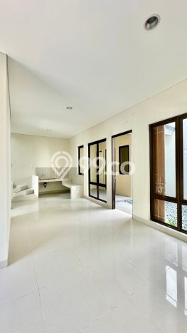 Bisa KPR! Rumah Asri di Sentul, LT 120m² LB 118m² Bisa KPR! Rumah Asri di Sentul, LT 120m² LB 118m²