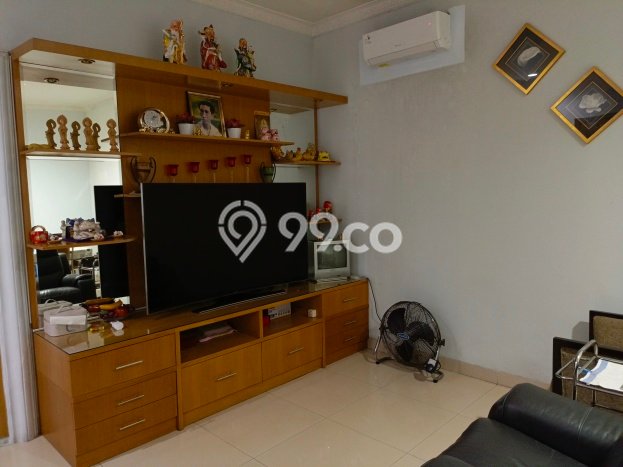 Siap Huni Hunian Elit 4 Kamar di Penjaringan Dekat ke Mana Saja Siap Huni Hunian Elit 4 Kamar di Penjaringan Dekat ke Mana Saja